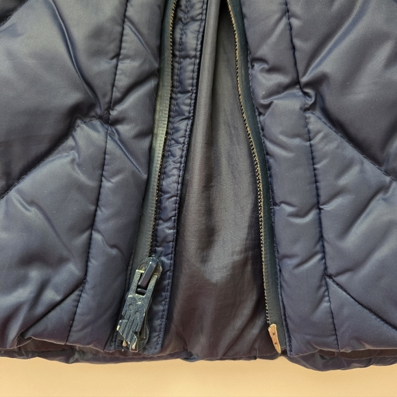 NEW BALANCE Blue Puffer Vest.Size M - Picture 6 of 10